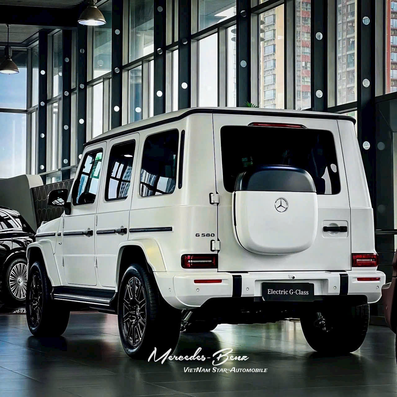 Mercedes-Benz G 580 EQ 2025